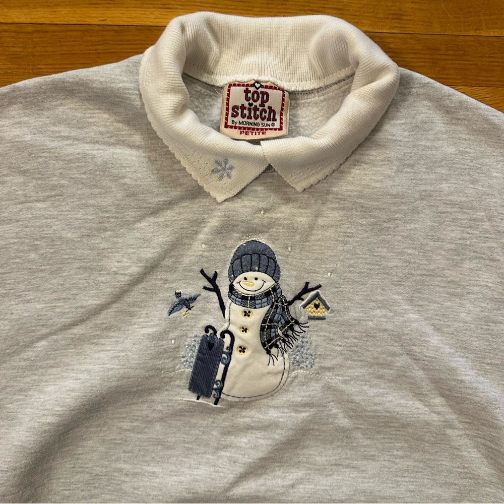 Vintage-Inspired Light Gray Collared Snowman Swea… - image 2